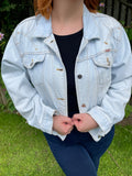 1980s Lightwash Denim Jacket. UK 10-14.