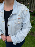 1980s Lightwash Denim Jacket. UK 10-14.
